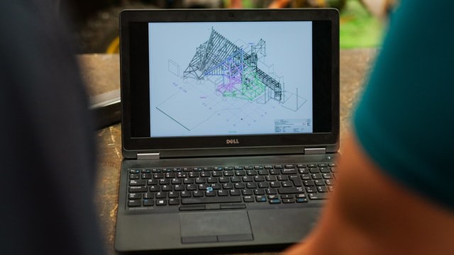 Czy nadzór autorski może sprawować inny projektant?